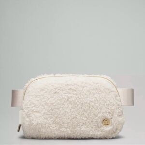 Lululemon Fleece Everywhere Belt Bag 1L